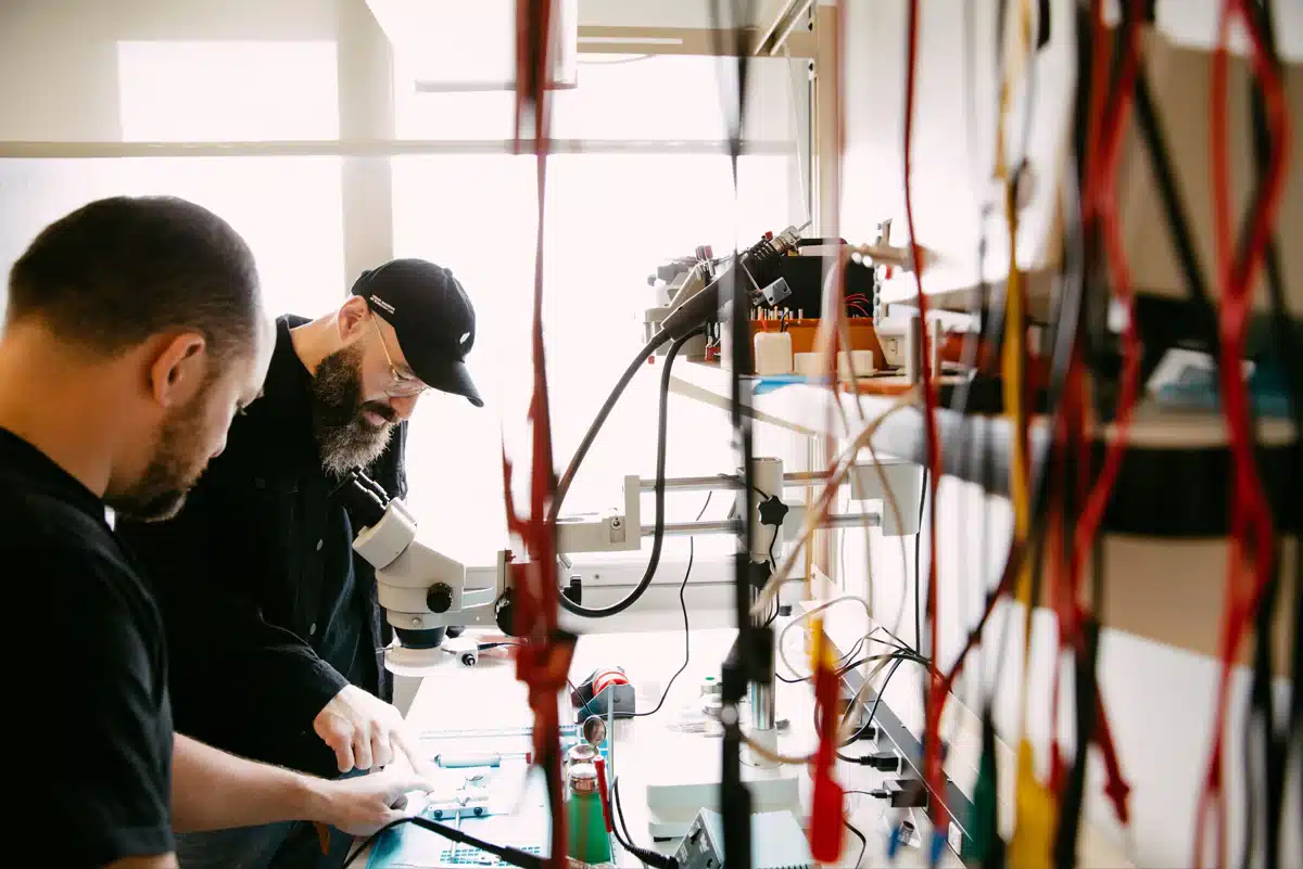 man looking on microscop